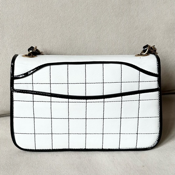 CHANEL Square Quilt Leather Reissue Flap Bag GHW - Picture 10 of 11